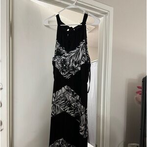 Maurice’s black and white dress